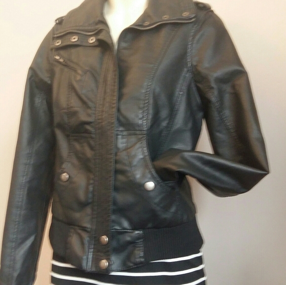 NWOT Faux Leather Bomber Jacket - Picture 4 of 9